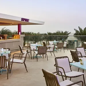 https://riu-dubai.sharjah-hotels.com